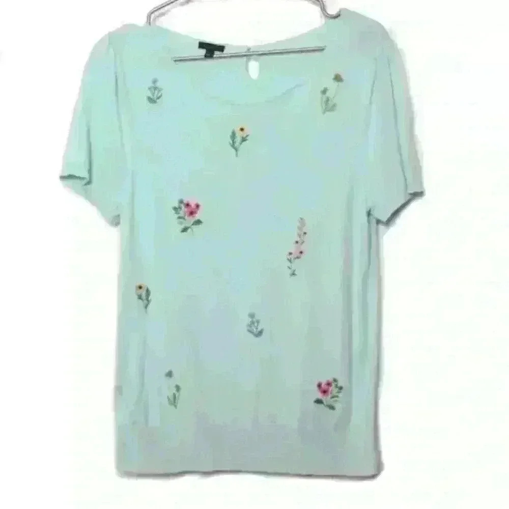 Talbots Women Light Blue Embroidered Floral Short Sleeve Cotton Blend Top Medium - Picture 1 of 5